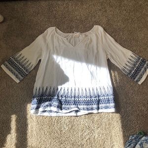 Women’s blouse